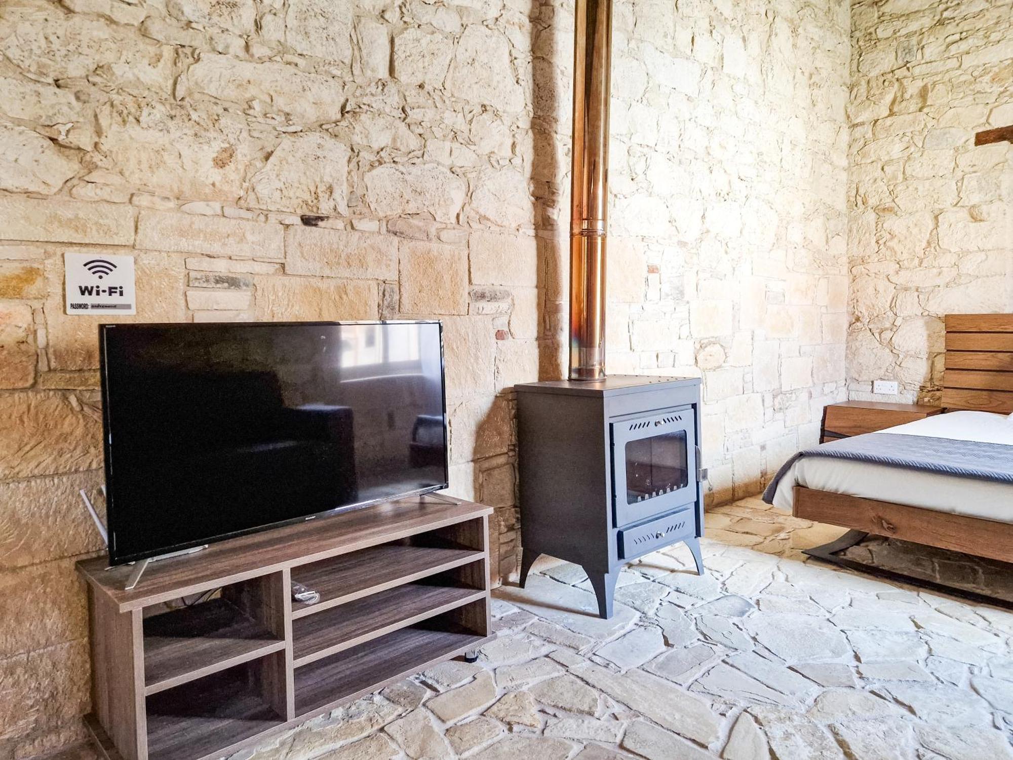 Andre Marie Stonewood Retreat Apartman Limassol Kültér fotó