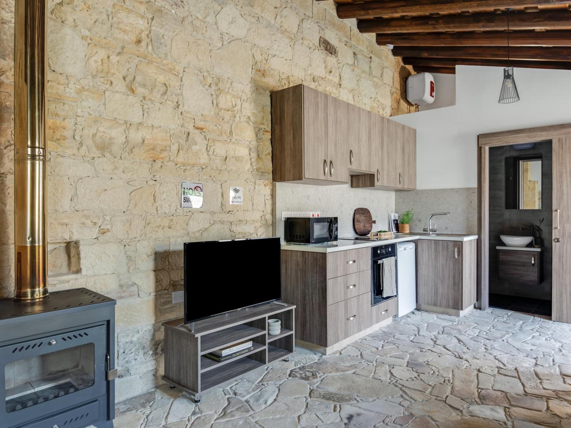 Andre Marie Stonewood Retreat Apartman Limassol Kültér fotó
